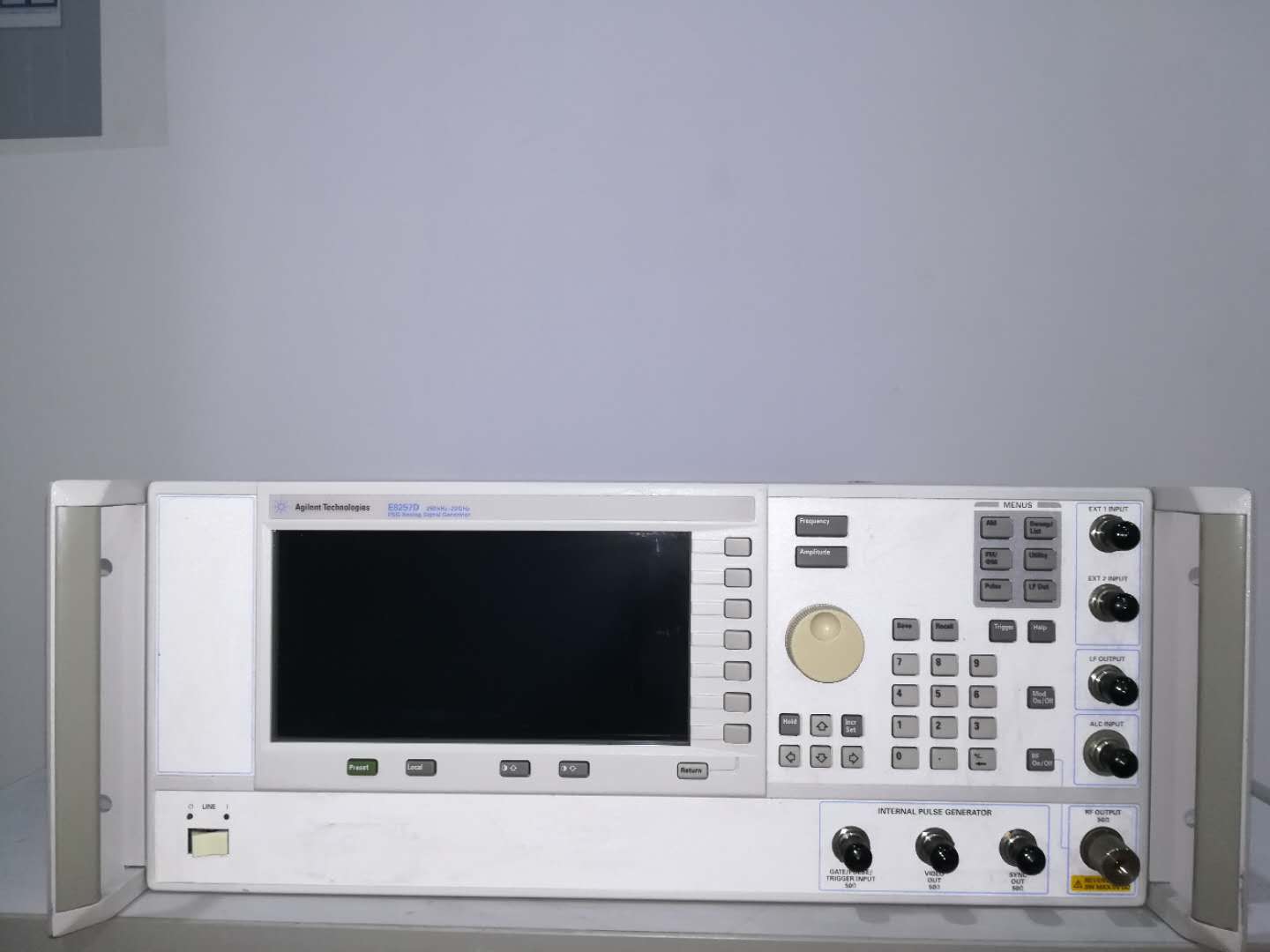 Agilent 8257D 模拟信号發生(shēng)器(qì)